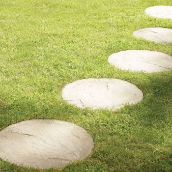 Bradstone Round Stepping Stones (various colours) - Kebur Garden Materials